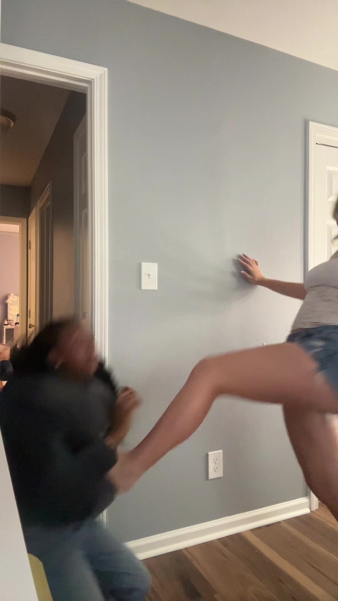 ROLL BACK TO KITCHEN🥗 @⋆. 𐙚˚࿔ 𝐙𝐨𝐳𝐨𝜗𝜚˚⋆ #funny #trendy #friends #funnytiktoks #2people 
